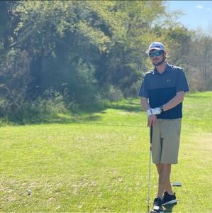 Meet your Posher, Jonathan